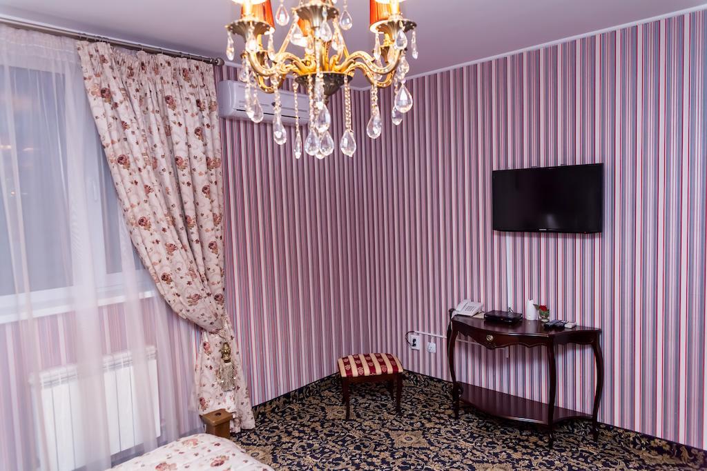Hotel General Ekibastuz Habitación foto